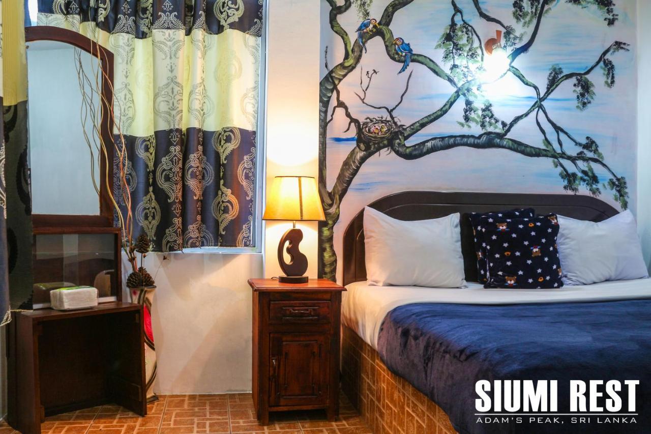 Hotel Siumi Rest à Nallathanniya Extérieur photo