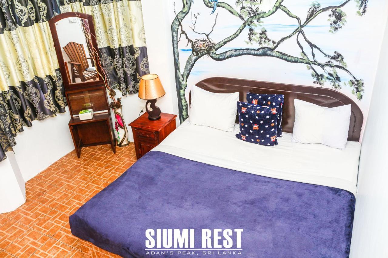 Hotel Siumi Rest à Nallathanniya Extérieur photo