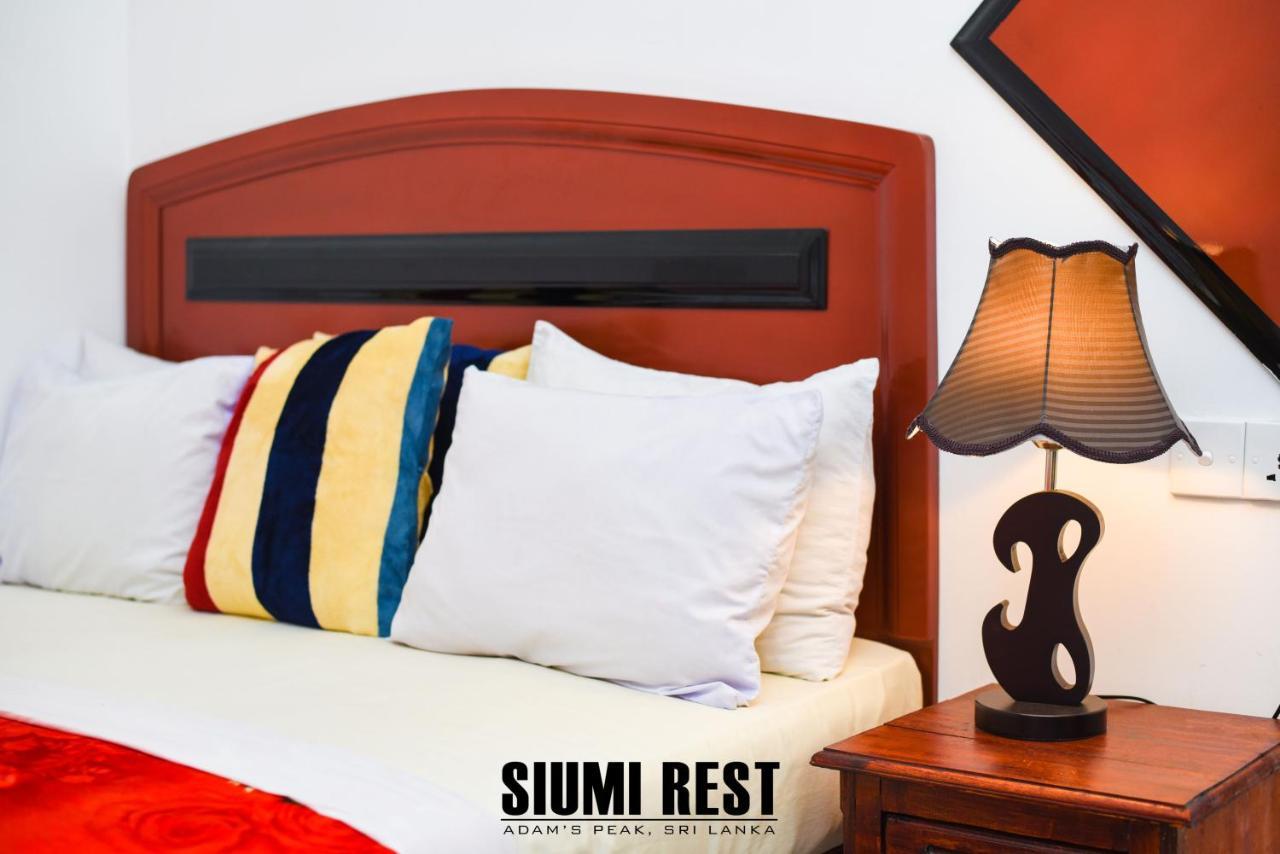Hotel Siumi Rest à Nallathanniya Extérieur photo